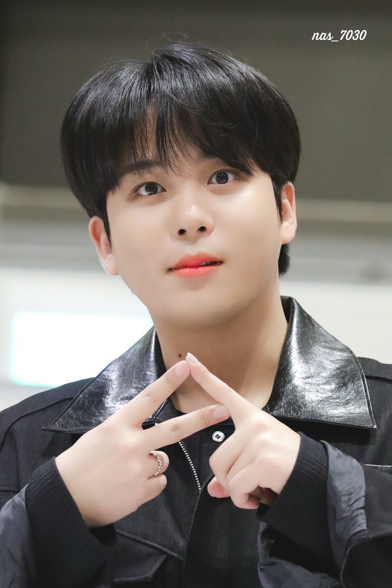 나스🐻 tweet media