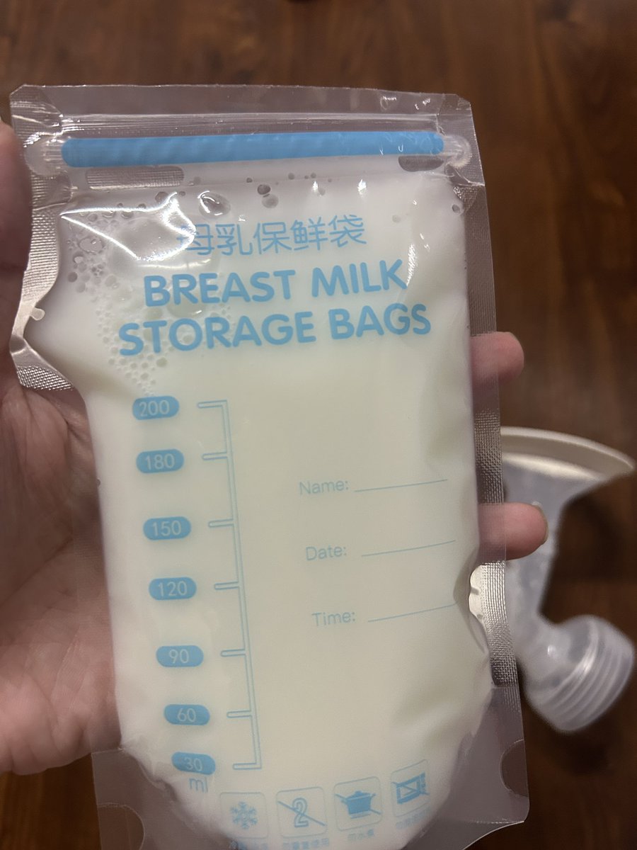 大D小e占卜師（賣茶葉 「收號 面交」 tweet media