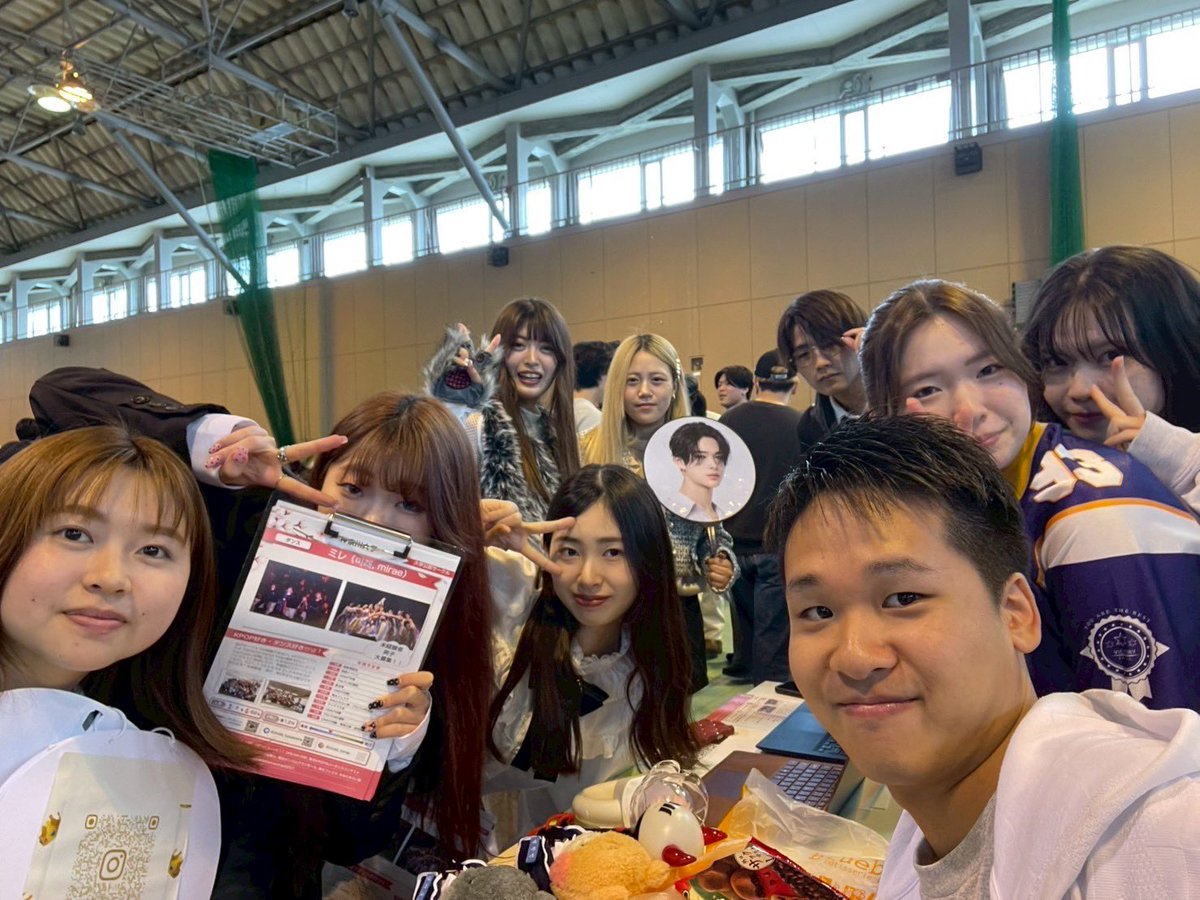 jindai_mirae's tweet image. 4/2と4/4にサークル勧誘をしました！🤍✨チラシを受け取ってくださった方々、Instagramを見てくださった方本当にありがとうございます🙇🏻‍♀️ミレではまだまだ入会者を募集中です👍🏻新歓につきましては、Instagramのハイライトを閲覧ください🙇🏻‍♀️
#春から神奈川大学 #Kpopダンス #神奈川大学 #ミレ
