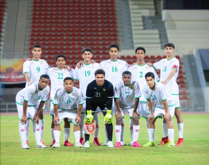 ،، منتخبنا الوطني لكرة القدم للناشئين يبدأ ضربة البداية أمام منتخب طاجيكستان الليلة ضمن بطولة كأس أسيا في المملكة العربية السعودية، أمال كبيرة وأحلام وأماني تنتظر الوسط الرياضي بأن يظهر المنتخب بثوب  جديد عما كان عليه خلال الفترة السابقة من نتائج سلبية، الفوز مطلوب الليلة.