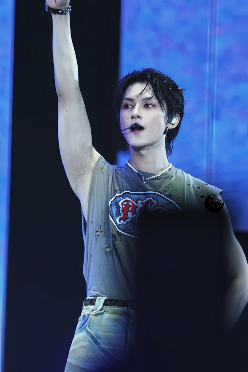 hot boy🔥
#文俊辉 #文俊辉jun #seventeen_jun #seventeenjun #seventeenjunhui #준 #문준휘 #ジュン