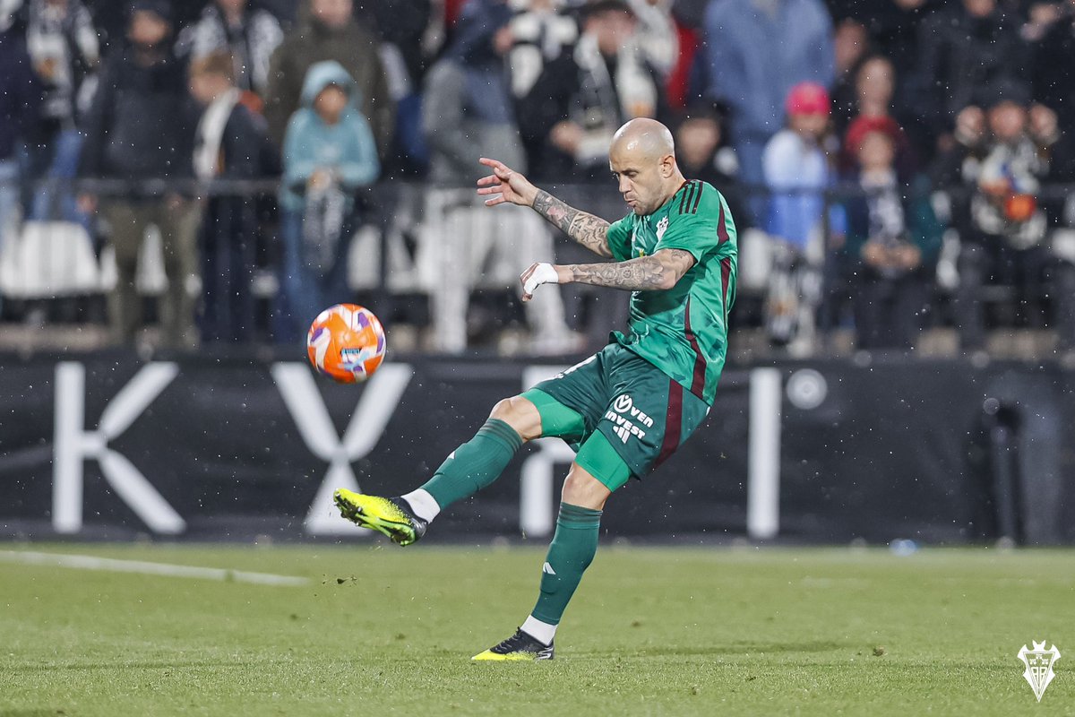 jongar91's tweet image. Punto fuera de casa para seguir sumando en un campo complicado. Gracias por el desplazamiento afición!!
A por el siguiente juntos.
🫡🦇🤍