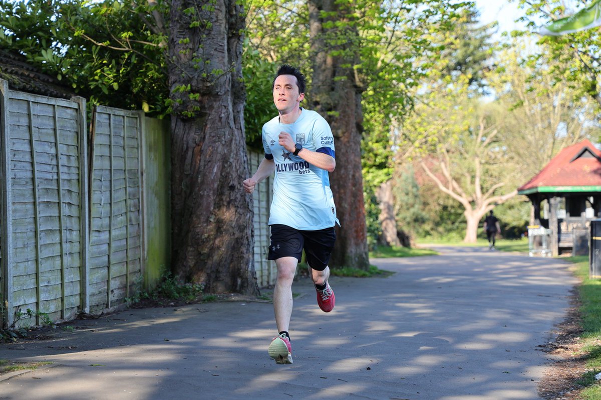 Harrow parkrun tweet media