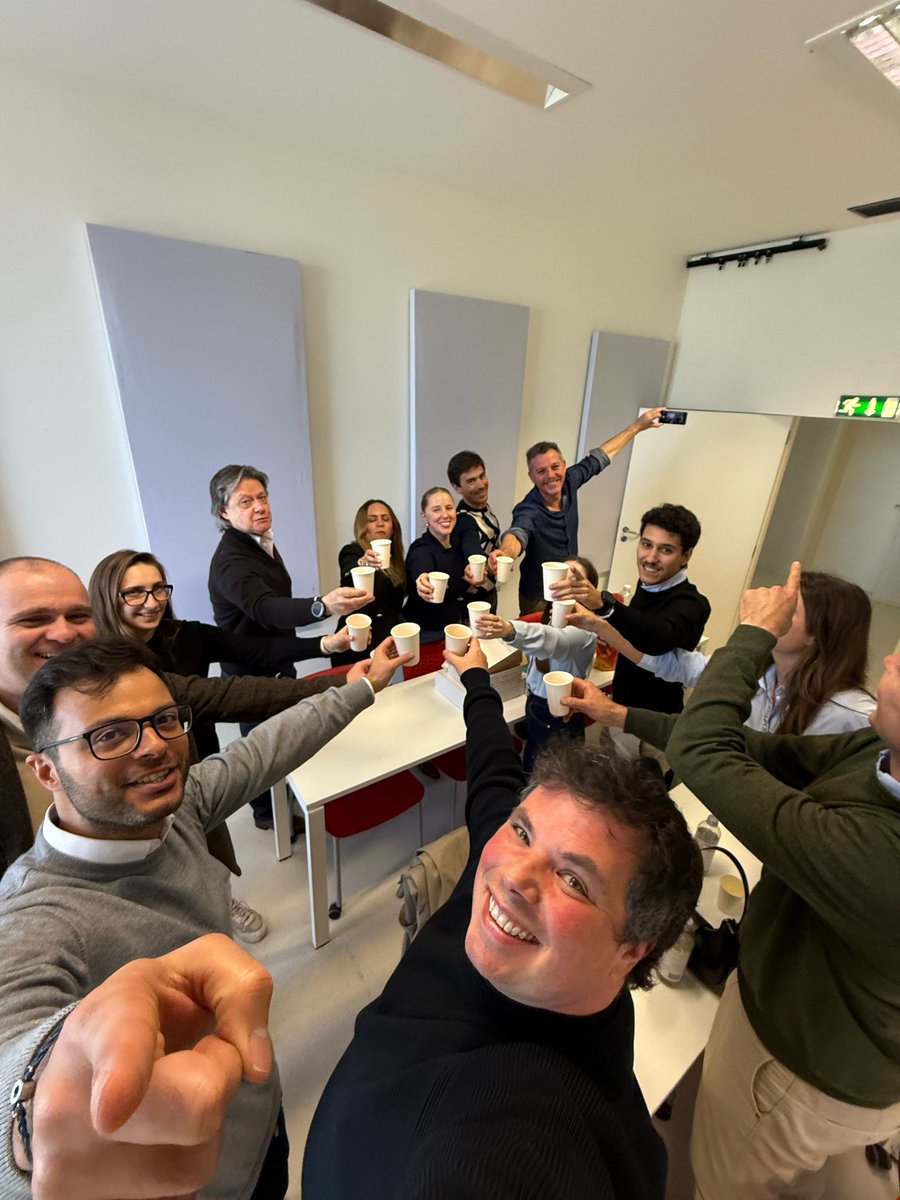 Fim da Edição 2 da 𝐏ó𝐬-𝐆𝐫𝐚𝐝𝐮𝐚çã𝐨 𝐞𝐦 𝐈𝐧𝐭𝐞𝐥𝐢𝐠ê𝐧𝐜𝐢𝐚 𝐀𝐫𝐭𝐢𝐟𝐢𝐜𝐢𝐚𝐥 𝐧𝐨 𝐌𝐚𝐫𝐤𝐞𝐭𝐢𝐧𝐠 𝐝𝐨 <a href="/IPAMmktnet/">IPAM</a> 🙂

Faz a diferença e junta-te a nós já neste mês de Abril com as novas edições em Porto e Lisboa 👉 ipam.pt/pos-graduacoes… 🧠