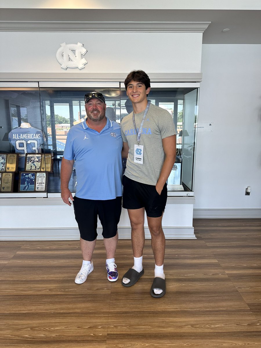 Chapel Hill 📍🐏
<a href="/CoachFKitchens/">Freddie Kitchens</a> <a href="/Belichick_B/">Bill Belichick</a>