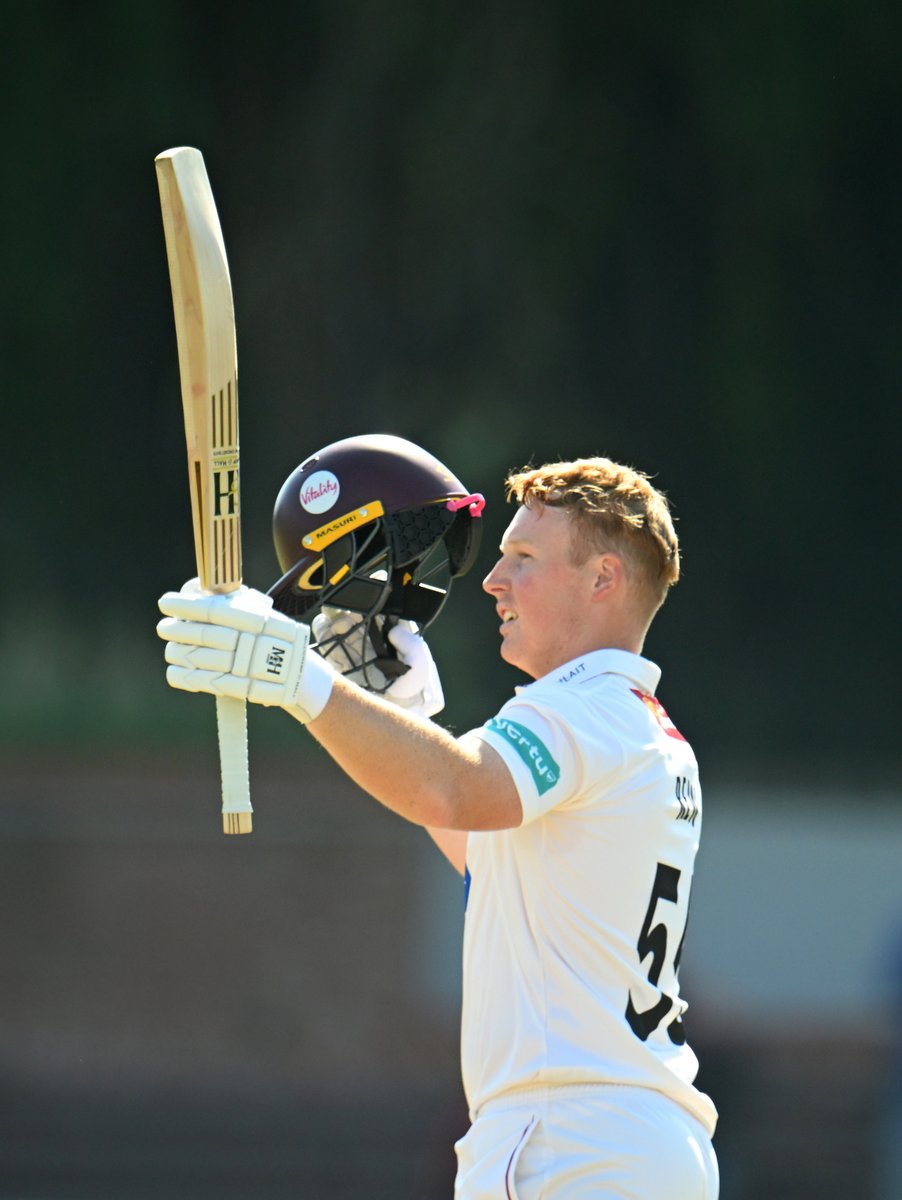 REWWWWWWWWWWWWW 😍😍😍

#SOMvWOR 
#WeAreSomerset