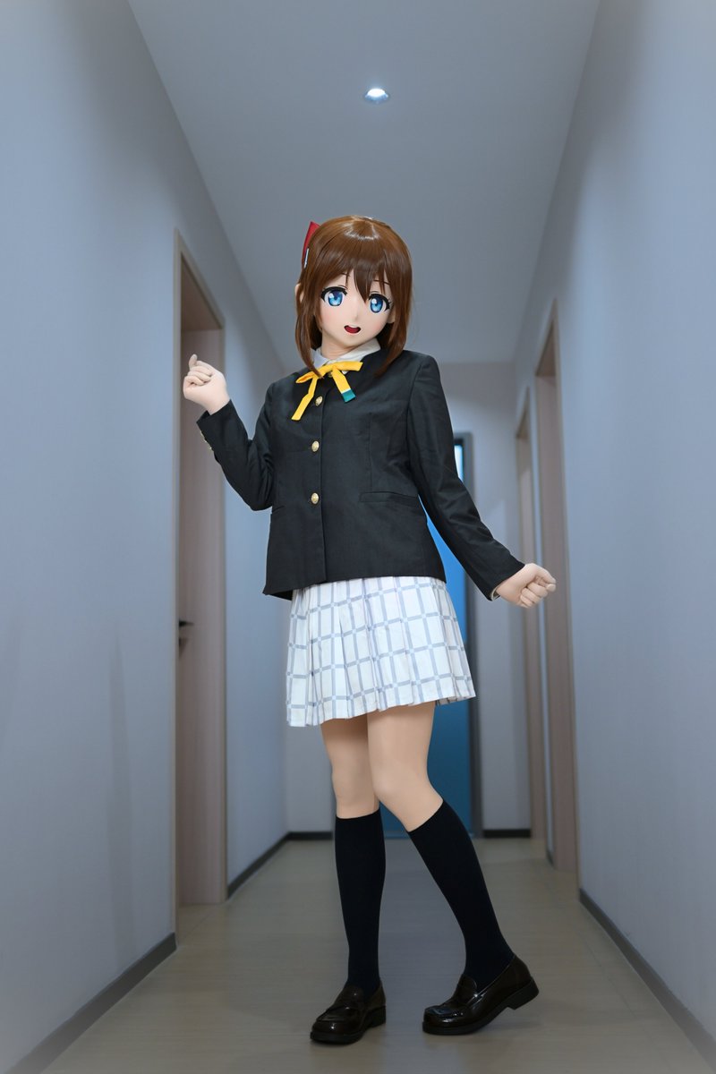 「前辈、你好。今天的活动请多多指教了」
头壳：<a href="/RAIGEKI_Li/">RAIGEKI</a>
📷：<a href="/oNicoo_/">Nico</a>