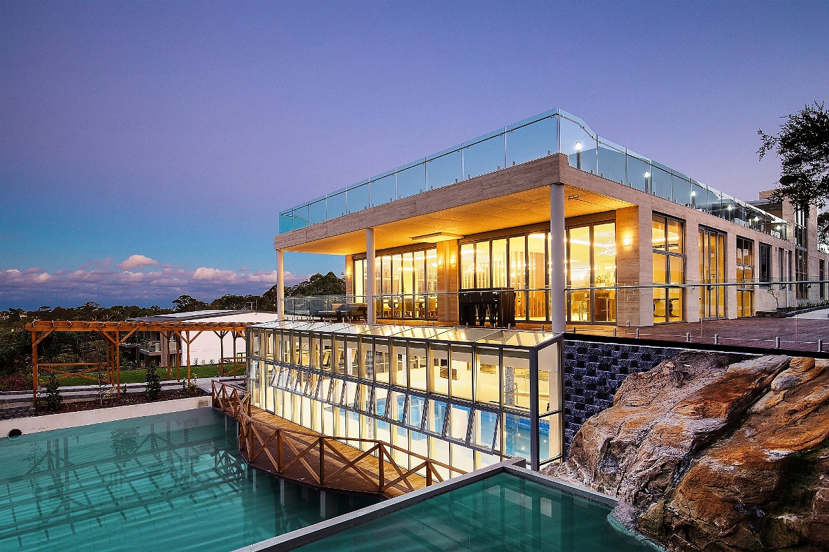 Retirement communities can offer older adults long-term costs that are more predictable than the costs of aging in place. marta-milton.cb1.info/i4eo3o