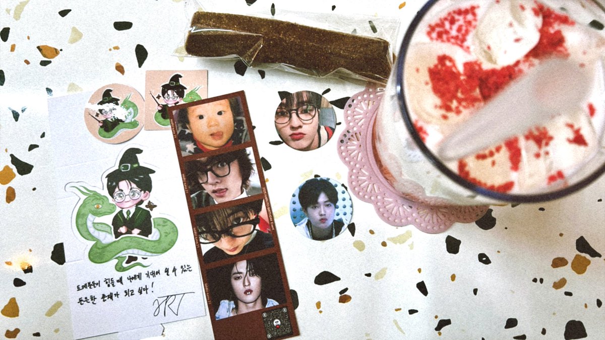 chatchaladda's tweet photo. 🦋💚

HARUTO BIRTHDAY Cafe ♡
🧙‍♂️Cafe 스이츠 

#HARUturns_21
#마법사하루토님의스껄슬리데린 
#HARUTO #하루토 #ハルト https://t.co/hRcL2YMMT5