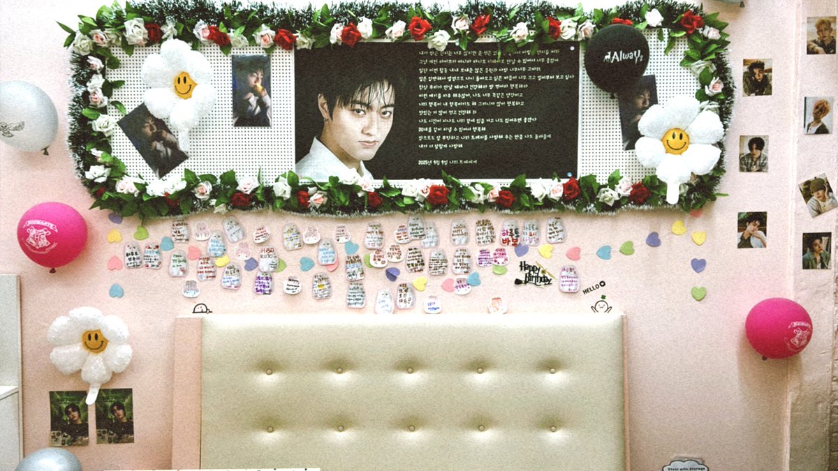 🦋💚

HARUTO BIRTHDAY Cafe ♡
🧙‍♂️Cafe 스이츠 

#HARUturns_21
#마법사하루토님의스껄슬리데린 
#HARUTO #하루토 #ハルト