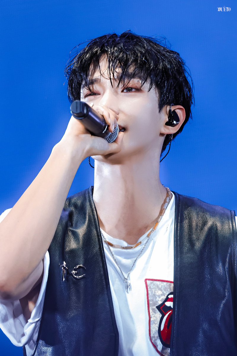 Dueto0218's tweet photo. 250404

🤯

#도겸 #이석민 
#ドギョム #DOKYEOM 
#세븐틴 #SEVENTEEN
@pledis_17 https://t.co/wKXuyI7md8