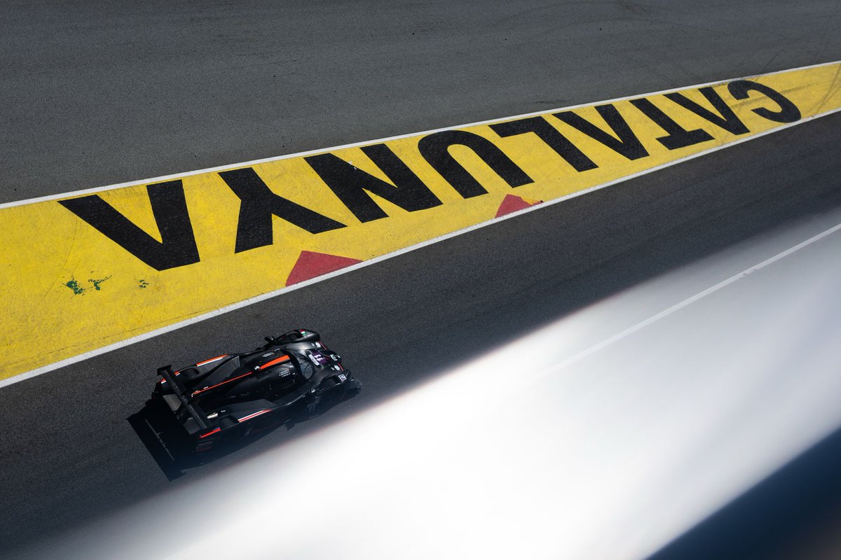 Desde la tercera posición largará <a href="/IanAguileraof/">Ian Aguilera</a> en su debut en la <a href="/EuropeanLMS/">European Le Mans Series</a> 😏 (LMP3)

📍 Barcelona 
📆 Domingo 6 abril 
⏰ 4:00 am (Hora del Centro de México) 
#4HBarcelona