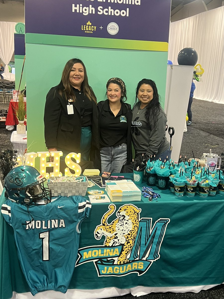 Molina Football tweet media