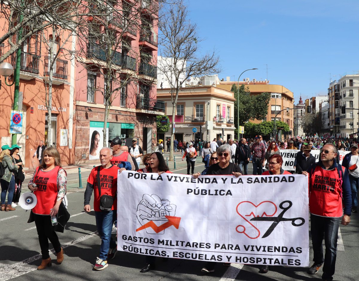 portusanidad's tweet photo. 👏👏👏Gracias a las organizaciones por su compromiso y apoyo en la lucha por la #sanidadpública andaluza 

@interdistritos 
@todosomospepa 
@SVQparavivir https://t.co/PfkzF67qJc