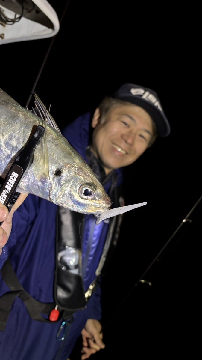 chobi178's tweet photo. ハクに着いたアジをismチビテリス、DENBEACH マッスルボムの1.2gAJカスタムのジグ単で狙いました!キモは漂わせる感じ。数、サイズともに満足。
#チビテリス
#ism #infiniteseedsmakers
#アジング
#denbeach
#マッスルボム
#gamakatsu
#宵姫 #AJカスタム
@gamakatsu_jp
#GAMAKATSUフックモニター
#PR https://t.co/jcAyxYuxvp