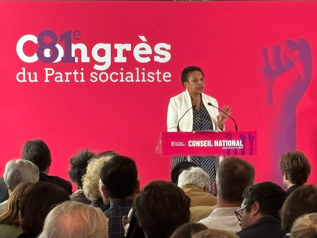 Avec <a href="/HeleneGeoffroy/">Hélène Geoffroy</a> la perspective d’un Parti socialiste porteur d’un projet solide, d’un rassemblement des Françaises et des français autour des valeurs que nous avons toujours portées, et d’une ambition gouvernementale pour la gauche.