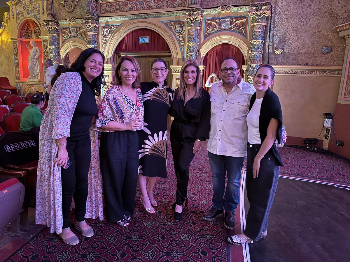 Teresa Rodriguez (@tererodrigueztv) on Twitter photo #aboutlastnight Sharing more pics from last night’s debut of the emotionally packed #Chirino documentary at #OlympiaTheater as part of the <a href="/MiamiFilmFest/">Miami Film Festival</a> Great to see friends & colleagues <a href="/MariaESalinas/">Maria Elena Salinas</a> <a href="/jorgeramosnews/">JORGE RAMOS</a> <a href="/EvelynBaker210/">Evelyn Baker</a> <a href="/sandraramosf/">Sandra Ramos</a> <a href="/mvenerio/">Marlon Venerio</a> Alexis, Ailyn & more! #aboutlastnight Sharing more pics from last night’s debut of the emotionally packed #Chirino documentary at #OlympiaTheater as part of the <a href="/MiamiFilmFest/">Miami Film Festival</a> Great to see friends & colleagues <a href="/MariaESalinas/">Maria Elena Salinas</a> <a href="/jorgeramosnews/">JORGE RAMOS</a> <a href="/EvelynBaker210/">Evelyn Baker</a> <a href="/sandraramosf/">Sandra Ramos</a> <a href="/mvenerio/">Marlon Venerio</a> Alexis, Ailyn & more!