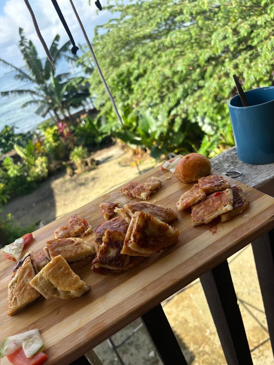 #welcome in our #Color #Hostel 🌈

#google 
maps.app.goo.gl/8nyGyFwfgf9PFt…

#airbnb
airbnb.com/l/8ZP9bPj6

#booking
booking.com/Share-25oI7ic

Salamat Angel Camingue 🥰