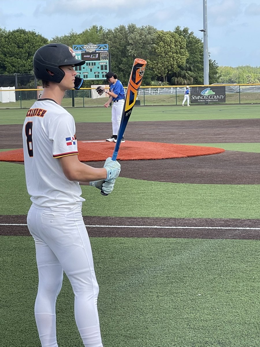 Aiden Alexander (@813slinger) on Twitter photo Late night, early morning for the Dragons. Let’s get it🧢⚾️ Late night, early morning for the Dragons. Let’s get it🧢⚾️