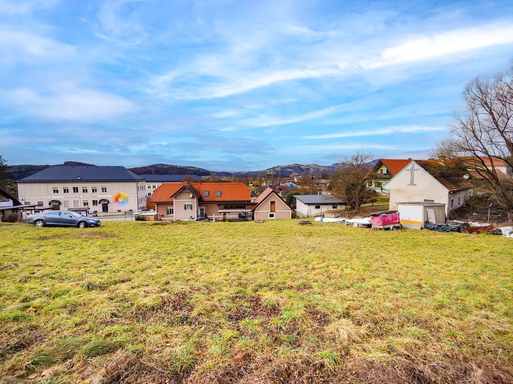 AKTIVITorg's tweet photo. 🏡 Baugrundstück in zentraler Lage in Großklein – Vielseitige Bebauungsmöglichkeiten! 🌿

Dieses Baugrundstück liegt im Herzen von Großklein, nur rund 13 Minuten von Leibnitz und 30 Minuten von Graz entfernt. https://t.co/wOcthnF36j