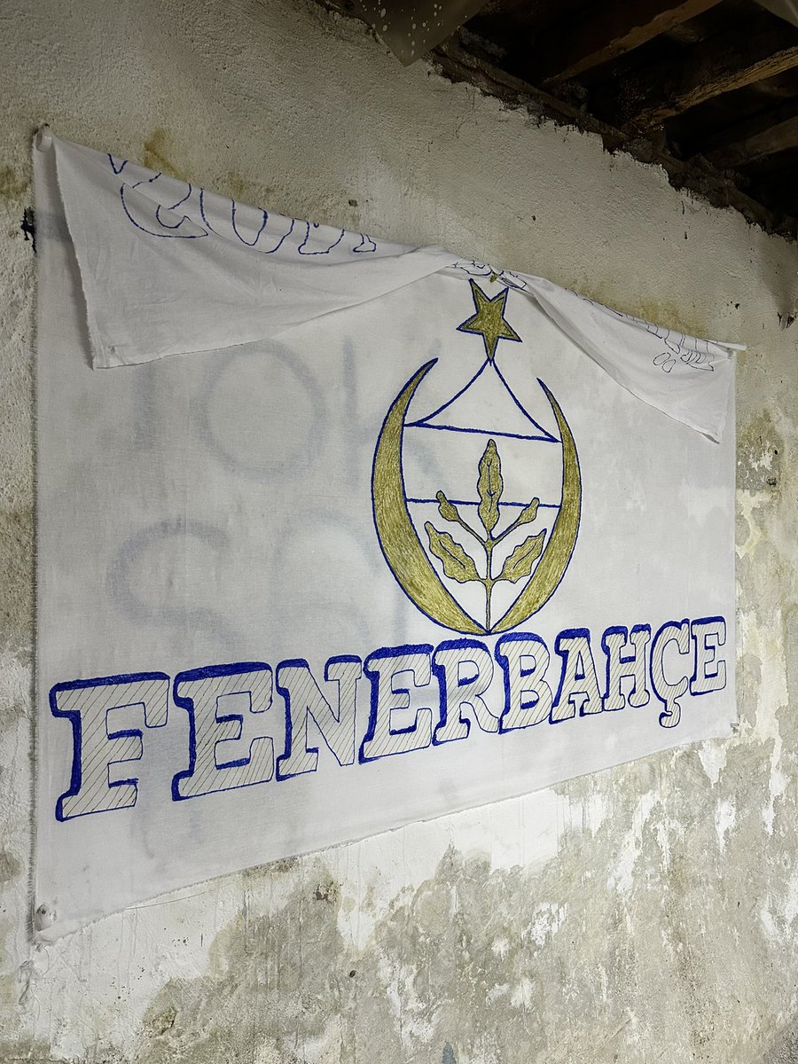 Türkün kalbi senle atar Yaşa Fenerbahçe 💙💛