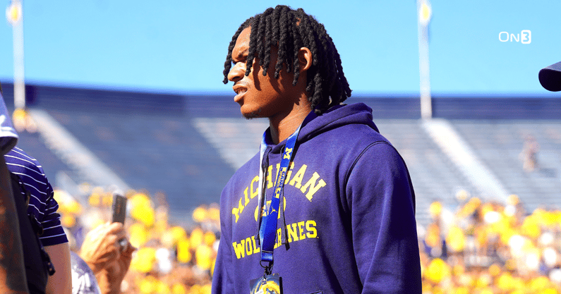 Ethan McDowell (@ethanmmcdowell) on Twitter photo 4 ⭐️ WR Nalin Scott visits Michigan today.
His WR coach, <a href="/3GotTheJuice/">TJ Rahming</a>, explained what's important about this trip to Ann Arbor.
"He’s a little high on them, but we want to kind of figure out where he’s at, how they feel about him, as well.”
🗞️on3.com/teams/michigan… 4 ⭐️ WR Nalin Scott visits Michigan today.
His WR coach, <a href="/3GotTheJuice/">TJ Rahming</a>, explained what's important about this trip to Ann Arbor.
"He’s a little high on them, but we want to kind of figure out where he’s at, how they feel about him, as well.”
🗞️on3.com/teams/michigan…