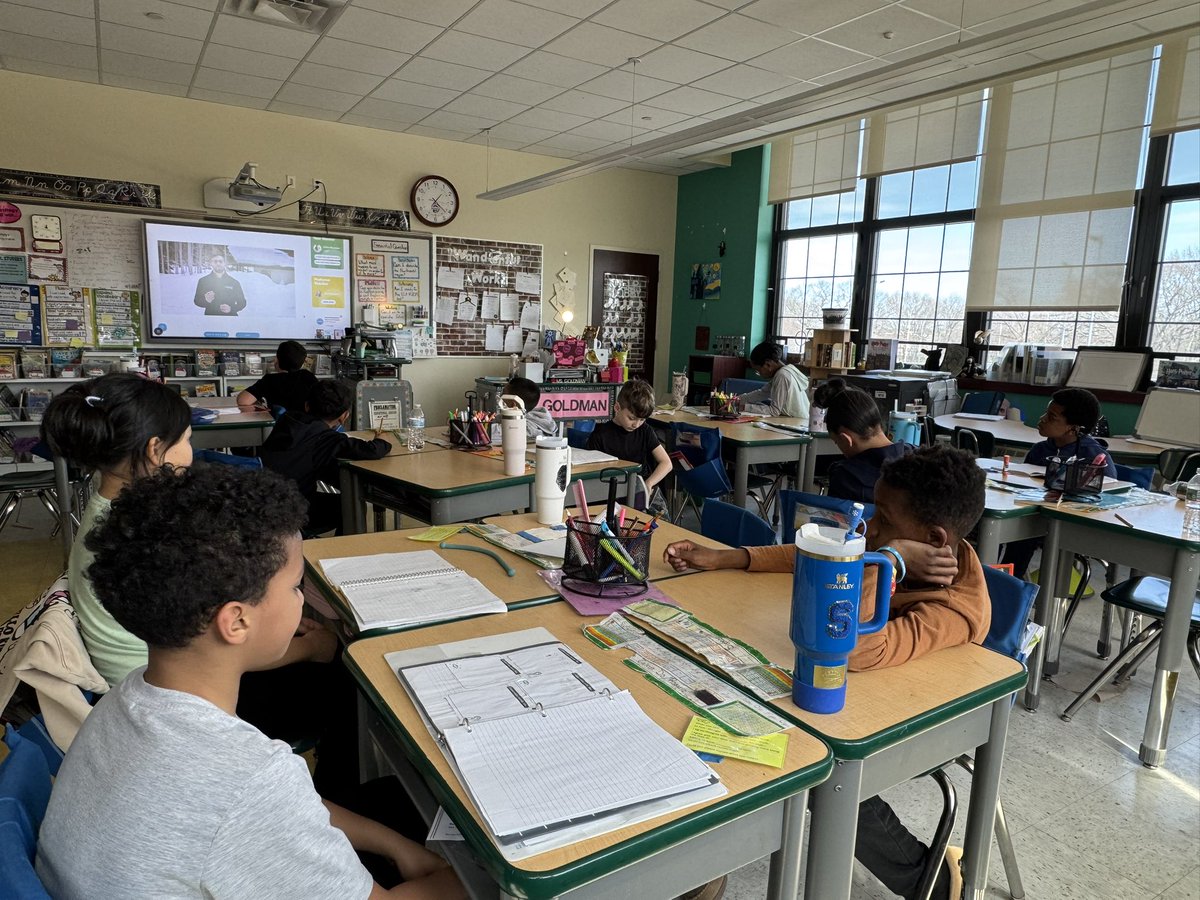 missgoldman19's tweet image. One of our favorite lessons that everyone loves is Classroom Champions! We were finishing our unit on Teamwork! @ClassroomChamps @mazdzer @PSDRI_Schools #bettergetsbetter #teamwork #classroomhampions #classchamps #chrismazdzer #mazdzerchamps