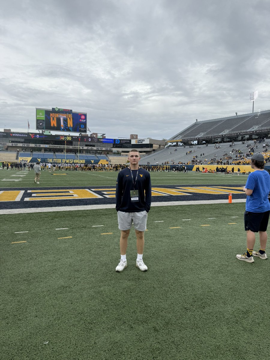 Thank you <a href="/WVUfootball/">West Virginia Football</a> for today’s Spring Game invite! Had a great time and experience. <a href="/CoachSnyderUHS/">Eric Snyder</a> <a href="/Coach_Lawless/">Coach Dustin Lawless</a> <a href="/Coach_Wolfley/">Stone Wolfley</a> <a href="/uhshawksfb/">universityhawksfootball</a> <a href="/PrepRedzoneWV/">Prep Redzone West Virginia</a> <a href="/OhioValleyPreps/">Ohio Valley Preps</a> <a href="/CoalfieldsCo/">Coalfields & Co.</a>