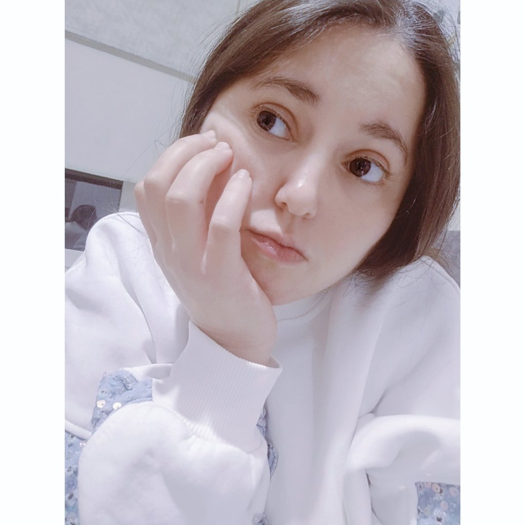 Eğriyi kendinde arayan doğruyu kalbinde bulur.