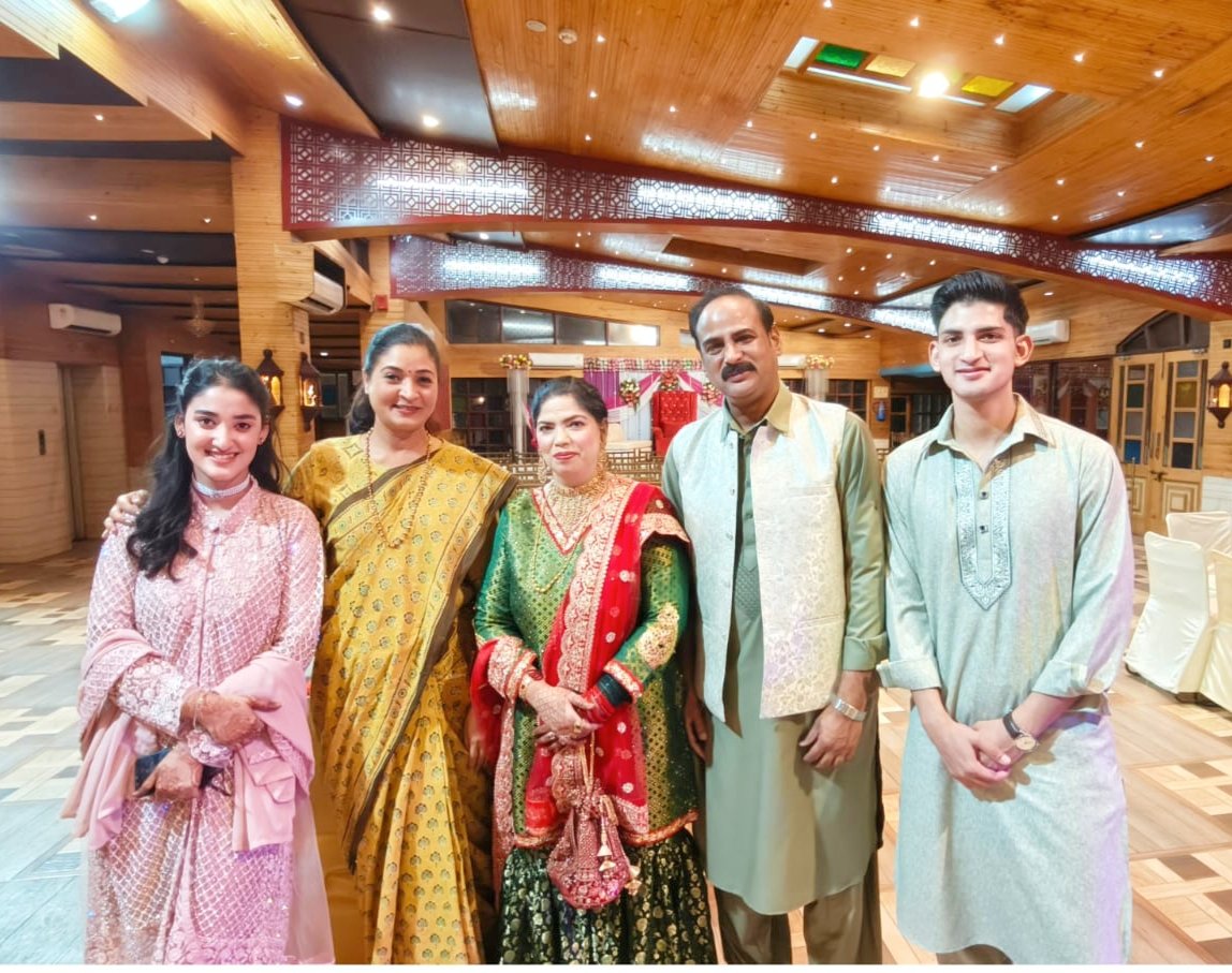 Nazimkhanrk's tweet image. &quot;Honorable @LambaAlka ji, National President of Women Congress, I express my heartfelt gratitude for your kind wishes on our 25th wedding anniversary.&quot; Your presence &amp;amp; blessings made the occasion even more special.