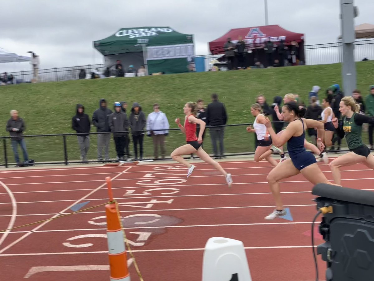 Opening day #GrizzlyInvite win! 12.06 =#4 Titan 100M for @meghankoss_ 10.71 #7 Titan for JWallace for a silver medal. #GOTitans!