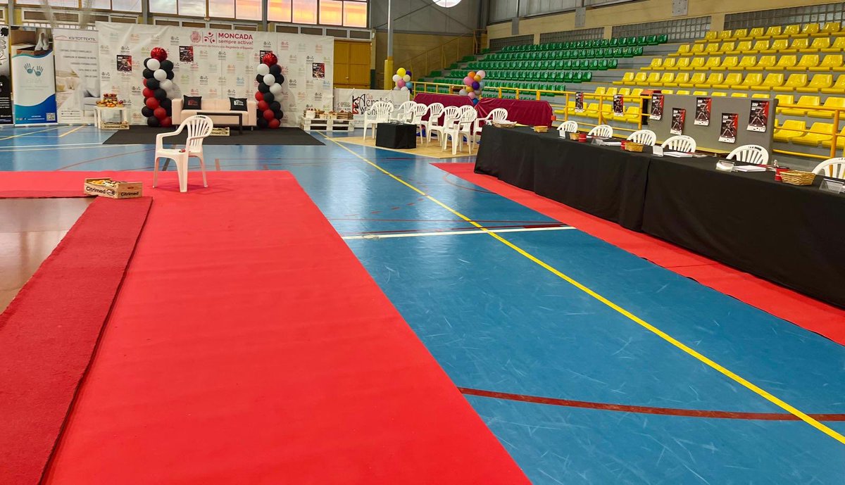 Moncada Digital (@moncadadigital) on Twitter photo Todo está preparado en Moncada para acoger este domingo la fase autonómica clasificatoria del campeonato de España de gimnasia aeróbica
El equipo <a href="/AerobicMoncada/">Club Aeróbic Moncada</a> está entre los favoritos para obtener el billete a Pamplona Todo está preparado en Moncada para acoger este domingo la fase autonómica clasificatoria del campeonato de España de gimnasia aeróbica
El equipo <a href="/AerobicMoncada/">Club Aeróbic Moncada</a> está entre los favoritos para obtener el billete a Pamplona