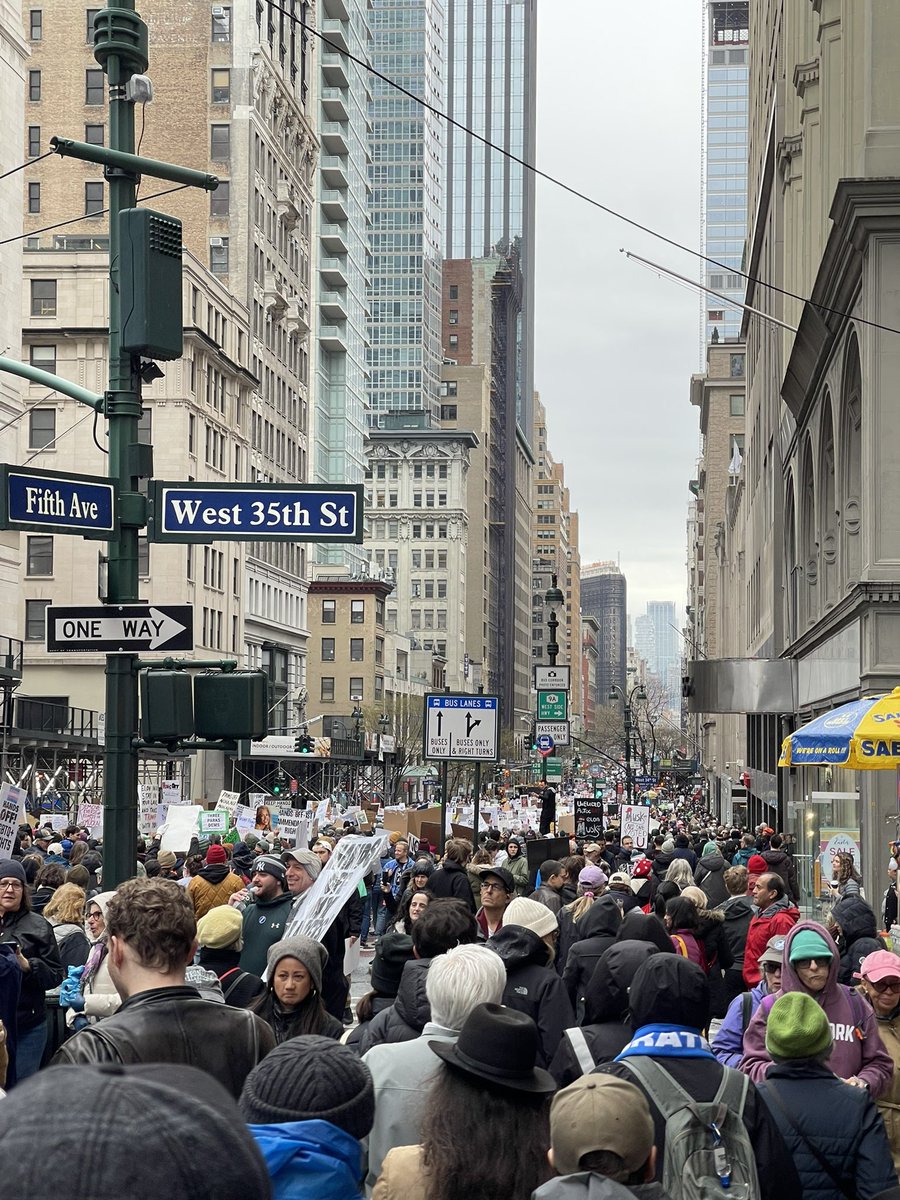 Huge demonstrations opposing Trump in NYC
