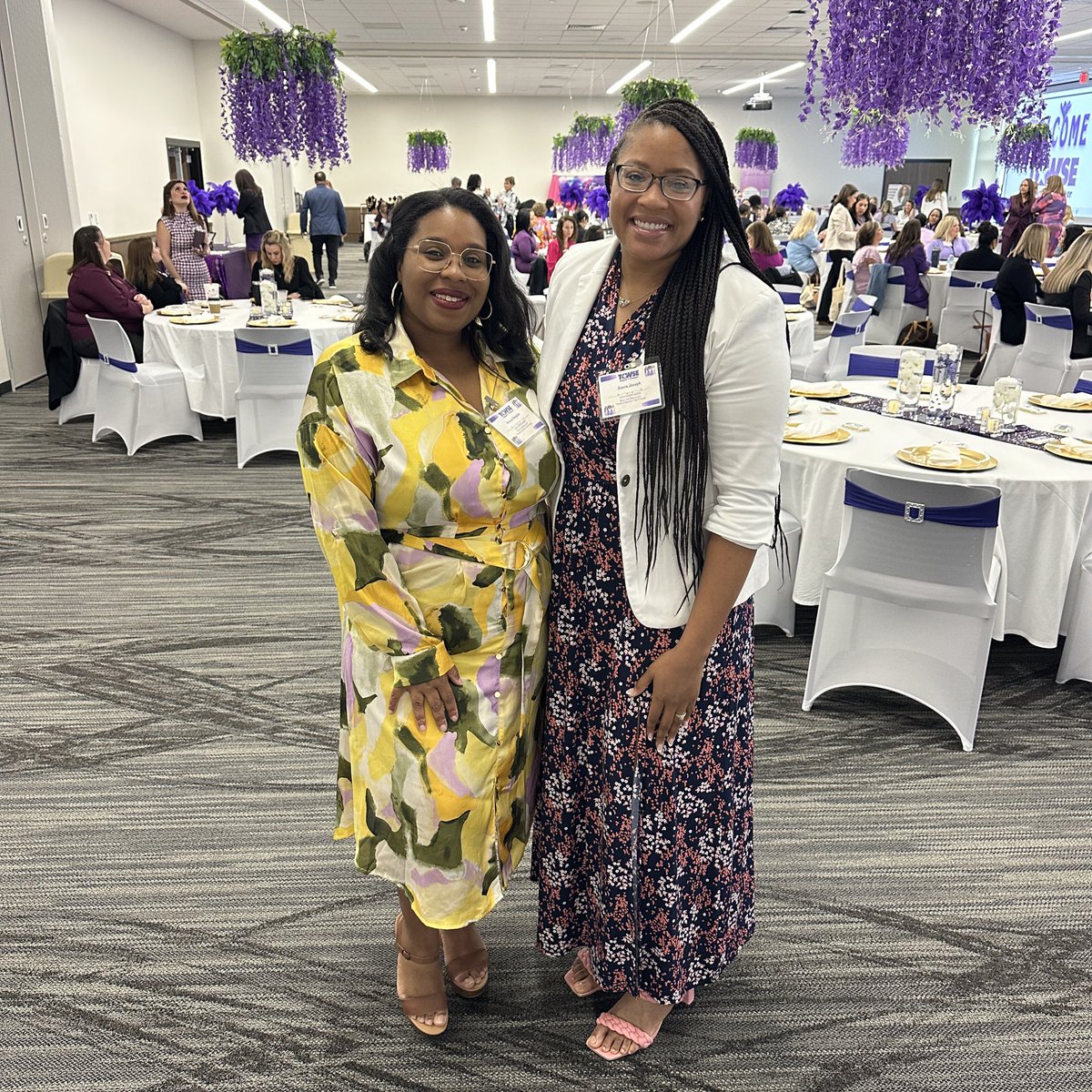 SierraJoseph15's tweet image. “Empowered Women Empower Women!”
@R4TCWSE @KWhite4learning @drrachelalex @MrsHaydenRLA @drgoffney #SpringConference #BoldandBrilliant #R4TCWSE