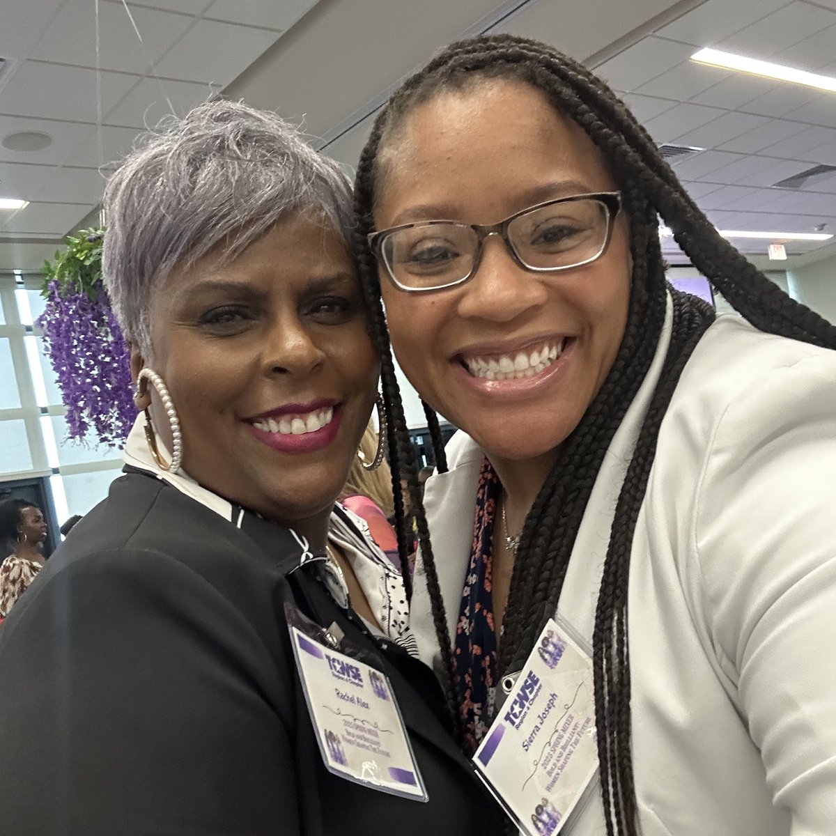 SierraJoseph15's tweet image. “Empowered Women Empower Women!”
@R4TCWSE @KWhite4learning @drrachelalex @MrsHaydenRLA @drgoffney #SpringConference #BoldandBrilliant #R4TCWSE