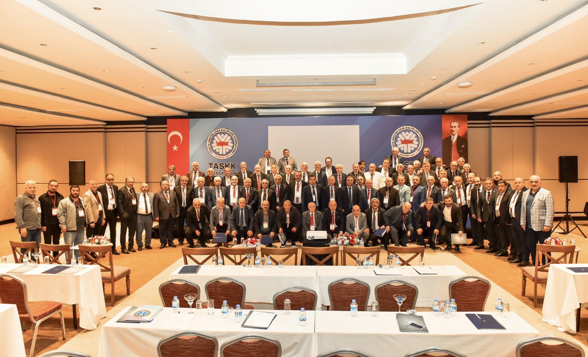 Türkiye Amatör Spor Kulüpleri Konfederasyonu 46. Başkanlar Kurulu toplantısı Genel Başkan <a href="/sneraydin0055/">Şener Aydın</a> Başkanlığında Antalya’da yapıldı <a href="/taskk_1980/">Türkiye Amatör Spor Kulüpleri Konfederasyonu🇹🇷</a>  #BaşkanlarKuruluToplantısı