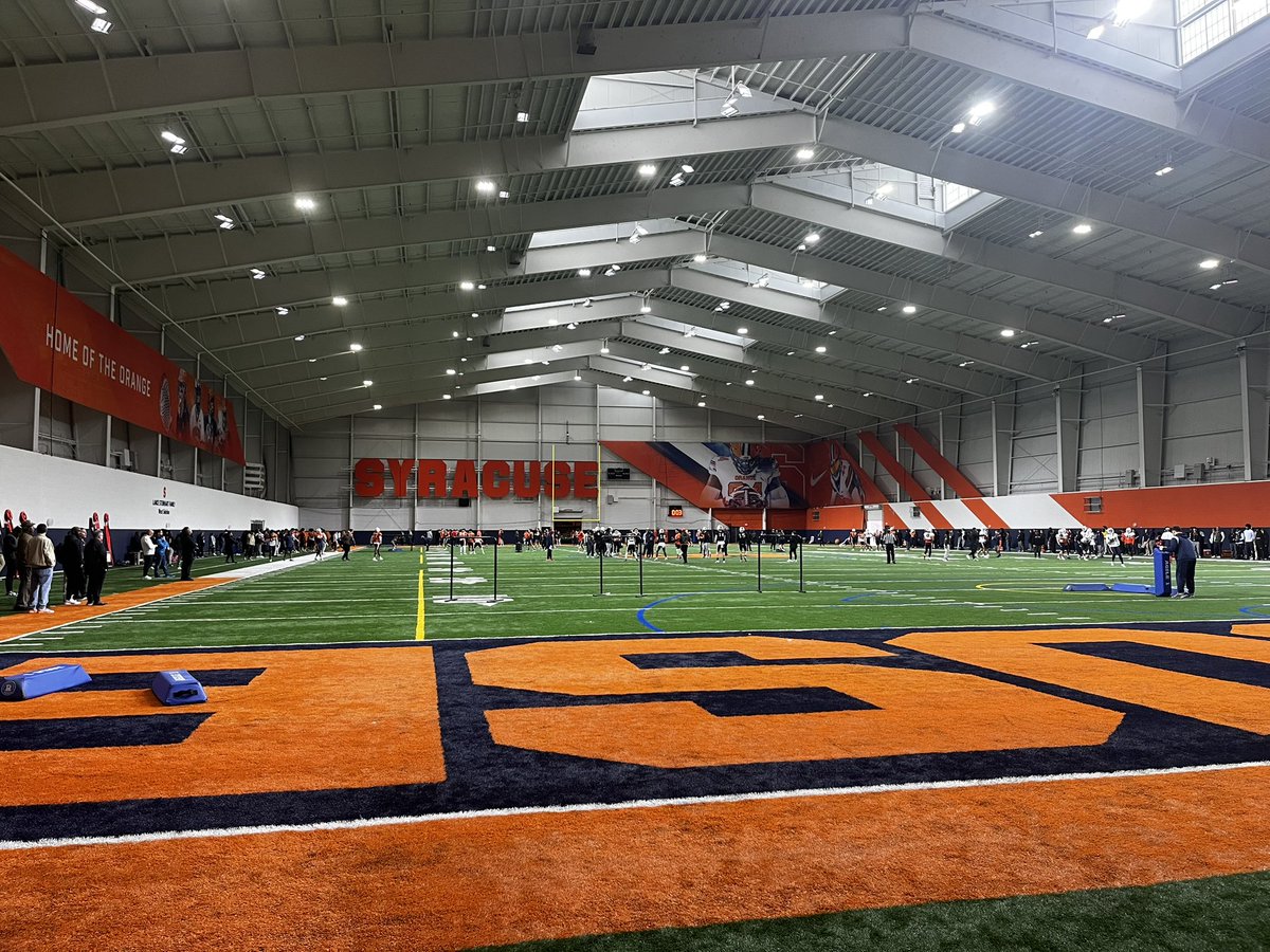 Noel_Curran36's tweet image. Had a great day @SyracuseU for a spring practice visit. Thank you @CoachWCoale, @RickyBrumfield, and @FranBrownCuse for the great hospitality to my family and me! 

@BobDecker49 @CuseFootball @CoachJustin10 @PFNEBruno @Prep_Football 

#AGTG #Orange #Cuse #Syracuse