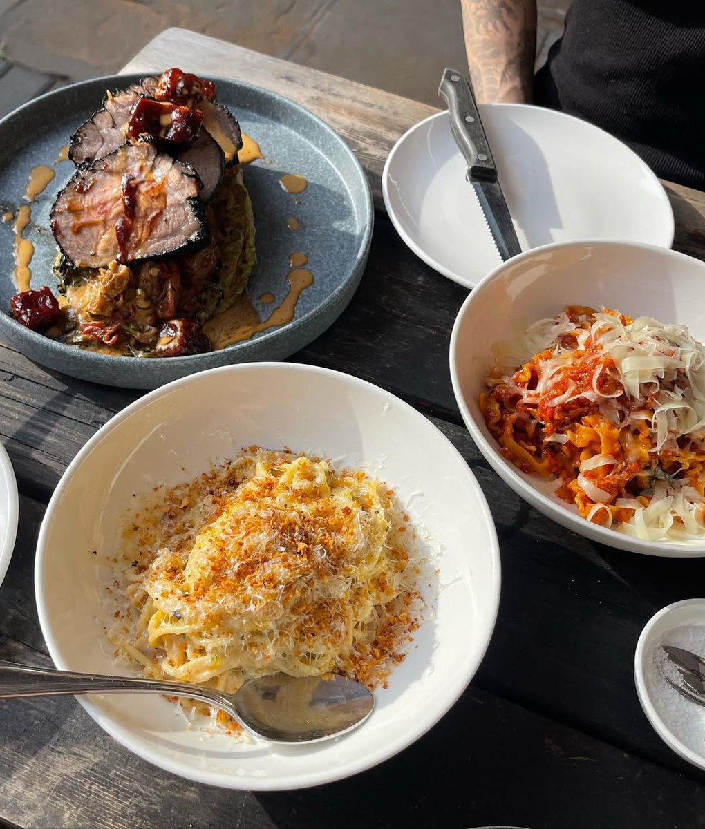 ikawa_ion's tweet photo. 2 PM lunch goals! 🔥 Grilled beef brisket and creamy pasta.  Perfection. #lunch #beefbrisket #pasta #creamypasta #food #foodie https://t.co/25DvUWglPZ