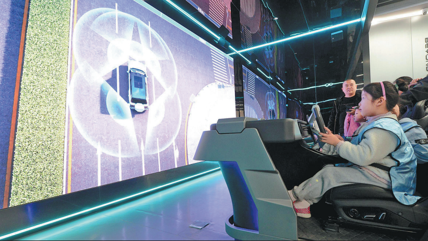 YDunhai's tweet image. Chinese automakers are accelerating the race to integrate smart driving &amp;amp; AI technology into vehicles. With advancements in autonomous driving &amp;amp; smart cabins, 2025 is set to be a turning point for the industry. #SmartDriving #AI #AutomotiveInnovation #ChinaEV