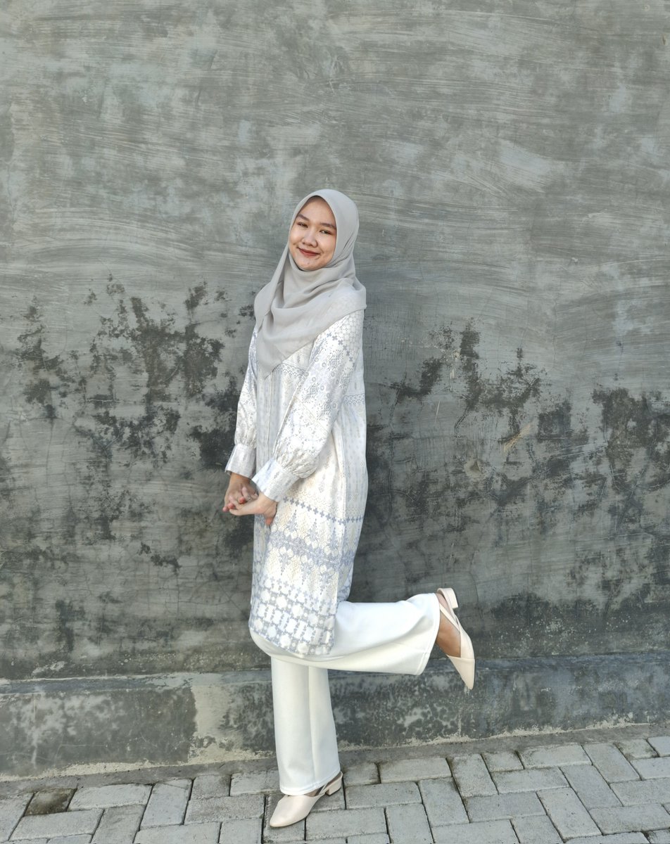 itsyeojae's tweet photo. Happy ied mubarak✨️ https://t.co/94ecSqUMBc