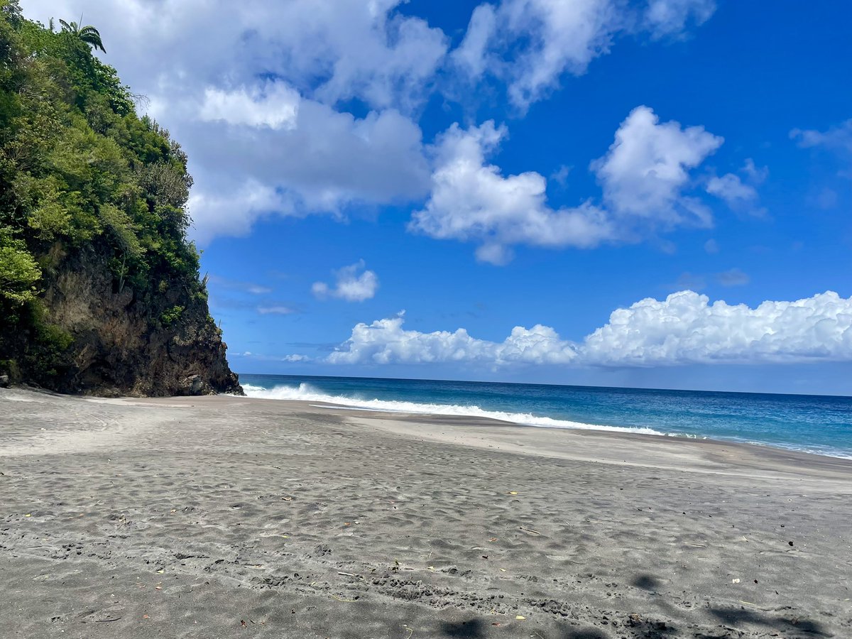 SarahGeorgina68's tweet photo. Saying farewell to the beauty of #Montserrat as we did our final walk up Garibaldi Hill and a trip to woodlands beach this morning. #tranquility #islandlfe #mustvisitdestination https://t.co/DIHJfM2one