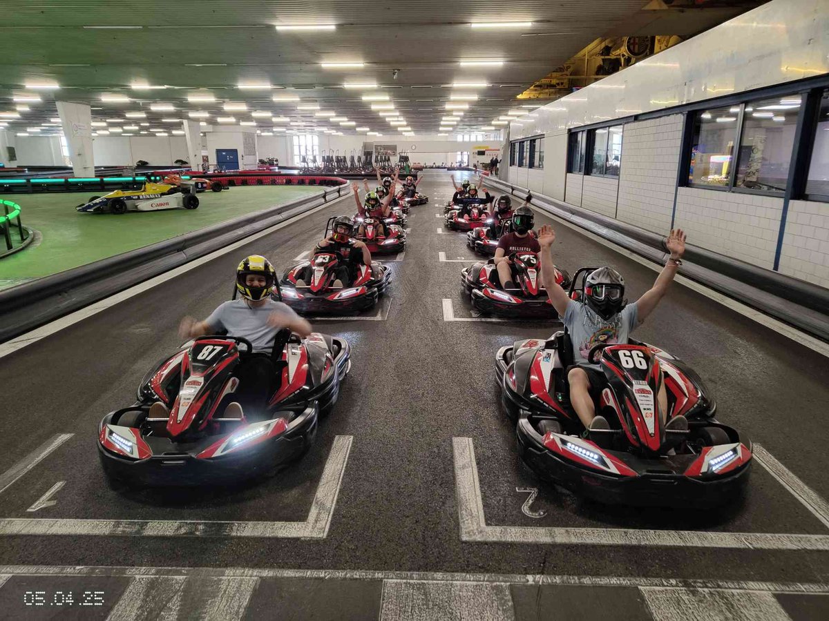 You don't need to buy a new Mario Kart when you can drive Go-Karts with your favorite swiss esports org 😉 
#GoMarmots