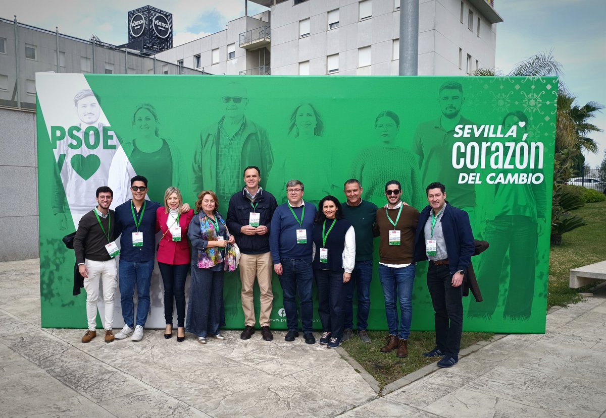 Los socialistas sevillanos somos el #CorazónDelCambio y hoy, con las aportaciones de toda la militancia, vamos a seguir impulsando políticas que miren hacia el futuro.

#psoedelebrija