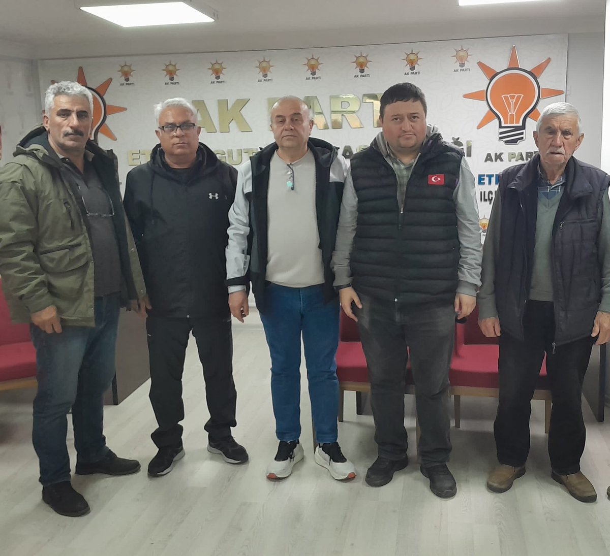 Piyade mahallesi haftalık olağan toplantısını Mahalle Başkan vekili Selahattin reşber başkanlığında   koordinatörümüz Sn.Teşkilat Uzmanımız Sn.Ekrem Korkmaz’ın katılımlarıyla gerçekleştirmiştir.
Hayırlara vesile olsun. 
<a href="/hakanhanozcan/">Hakan Han ÖZCAN 🇹🇷</a>
@nihatnecatiK 
<a href="/erhansarigol/">Erhan Sarıgöl</a>
<a href="/canerbicici/">Caner Biçici</a>