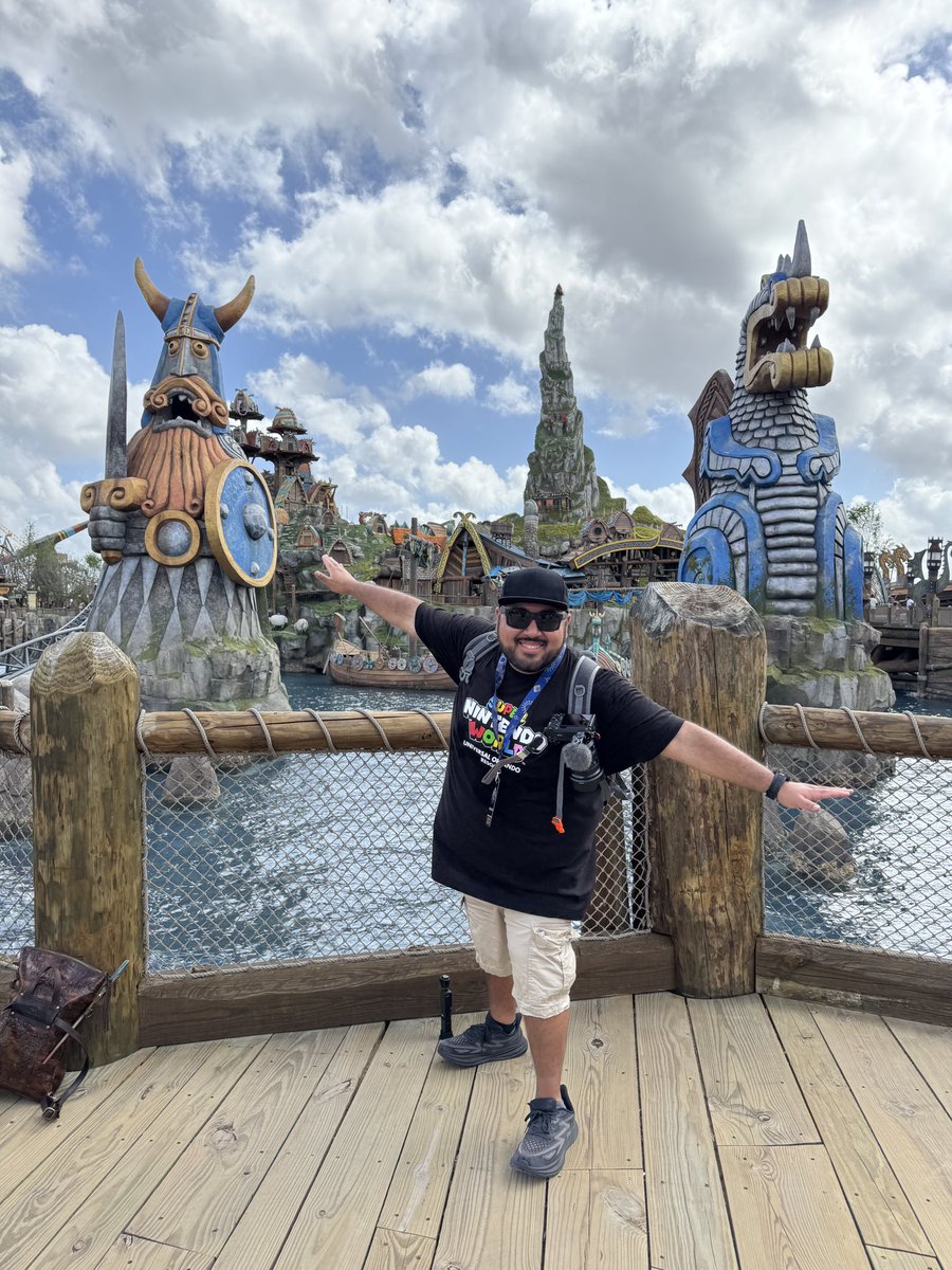 Theme Park Express tweet media