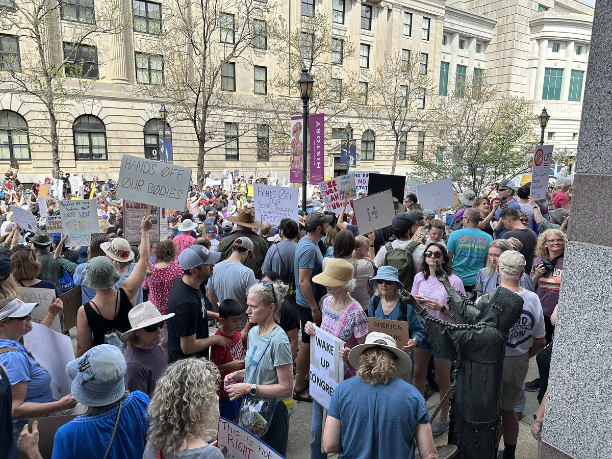 ThisBarbara's tweet image. Great crowd in Raleigh! No idea of crowd size. #HandsOff2025 #HandsOff
