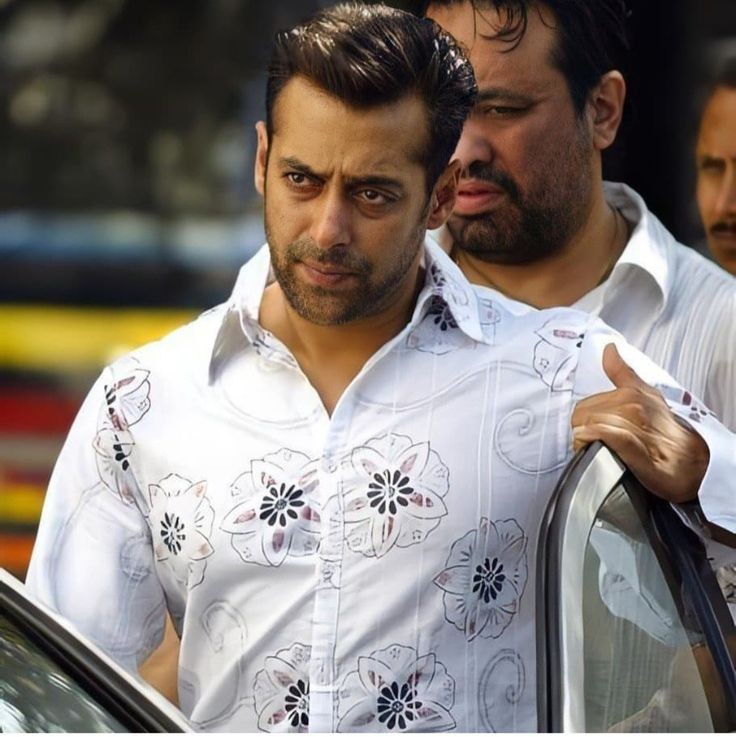 You’ve given us countless memories, Salman Bhai. All we ask is—choose better scripts, better filmmakers. We miss the fire you used to bring.
SALMAN LISTEN TO YOUR FANS