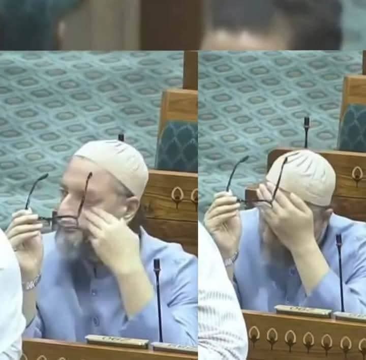 কেমন লাগবে যদি শোনেন বাংলাদেশ ও পাকিস্তানে আগামীকাল এক নতুন আইন পাশ হবে। যে আইনে লেখা থাকবে মন্দির কমিটি এবং পূজা উদযাপন সংক্রান্ত কমিটিতে অন্তত দুইজন মুসলমান সদস্যকে রাখতে হবে।
মন্দিরে পূজা কীভাবে হবে, কেমন হবে সেটা নিয়ে হিন্দুরা নয়, বাংলাদেশের সুপ্রিম কোর্ট চূড়ান্ত ফয়সালা