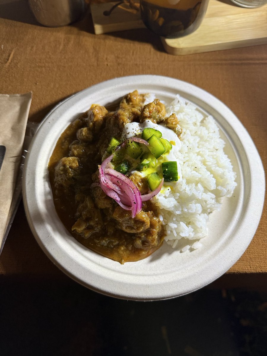 sutton_kyo_831's tweet photo. カレーの持つ底知れないポテンシャルを存分に楽しませてくれました🍛
#CHITTO CARRY https://t.co/jhMyu8S0EG