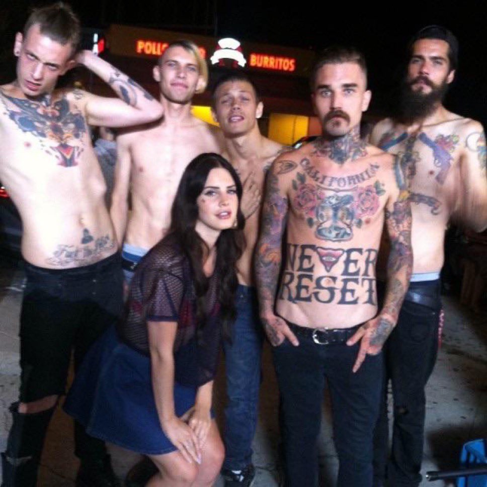 imagine talking shit about me and im just in my room like